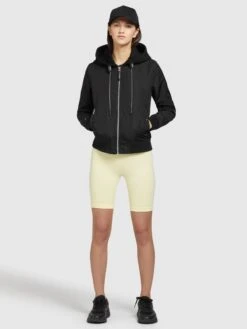 Khujo Tussenjassen Tussenjas Persee Dames Zwart -Khujo 072120ea3263dd33c7a32fa16085bc2e