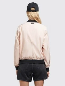 Khujo Tussenjassen Tussenjas Stence2 Dames Abrikoos -Khujo 58014d6a82c2080560e8fafabcf363b8