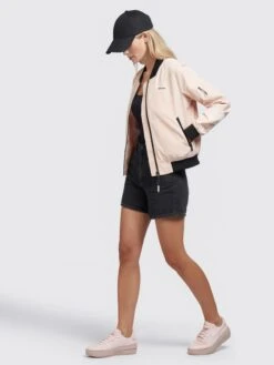 Khujo Tussenjassen Tussenjas Stence2 Dames Abrikoos -Khujo 88b7018288941729c84c0047a80248cc