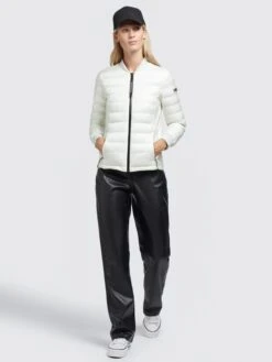 Khujo Tussenjassen Tussenjas Maude Dames Natuurwit -Khujo af841e2eb6c42cfaf9044c95db76c3d7