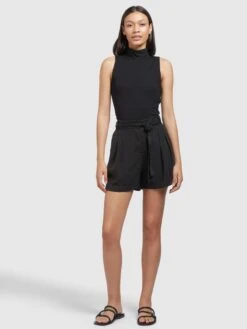 Khujo Shorts Loosefit Bandplooibroek Elida Dames Zwart 10 Khujo Shorts Loosefit Bandplooibroek Elida Dames Zwart -Khujo dbc721459c0fcaebdff626bfc9acd7b7