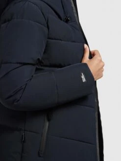 Khujo Winterjassen Winterjas Fames Dames Navy -Khujo ef58cf6a6c57a3886c4e84ac3754e11a