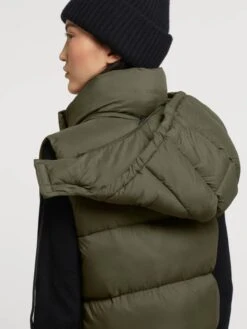 Khujo Bodywarmers Bodywarmer Eden Dames Kaki -Khujo f70a1abd74cd305c00e380cccf495a9c